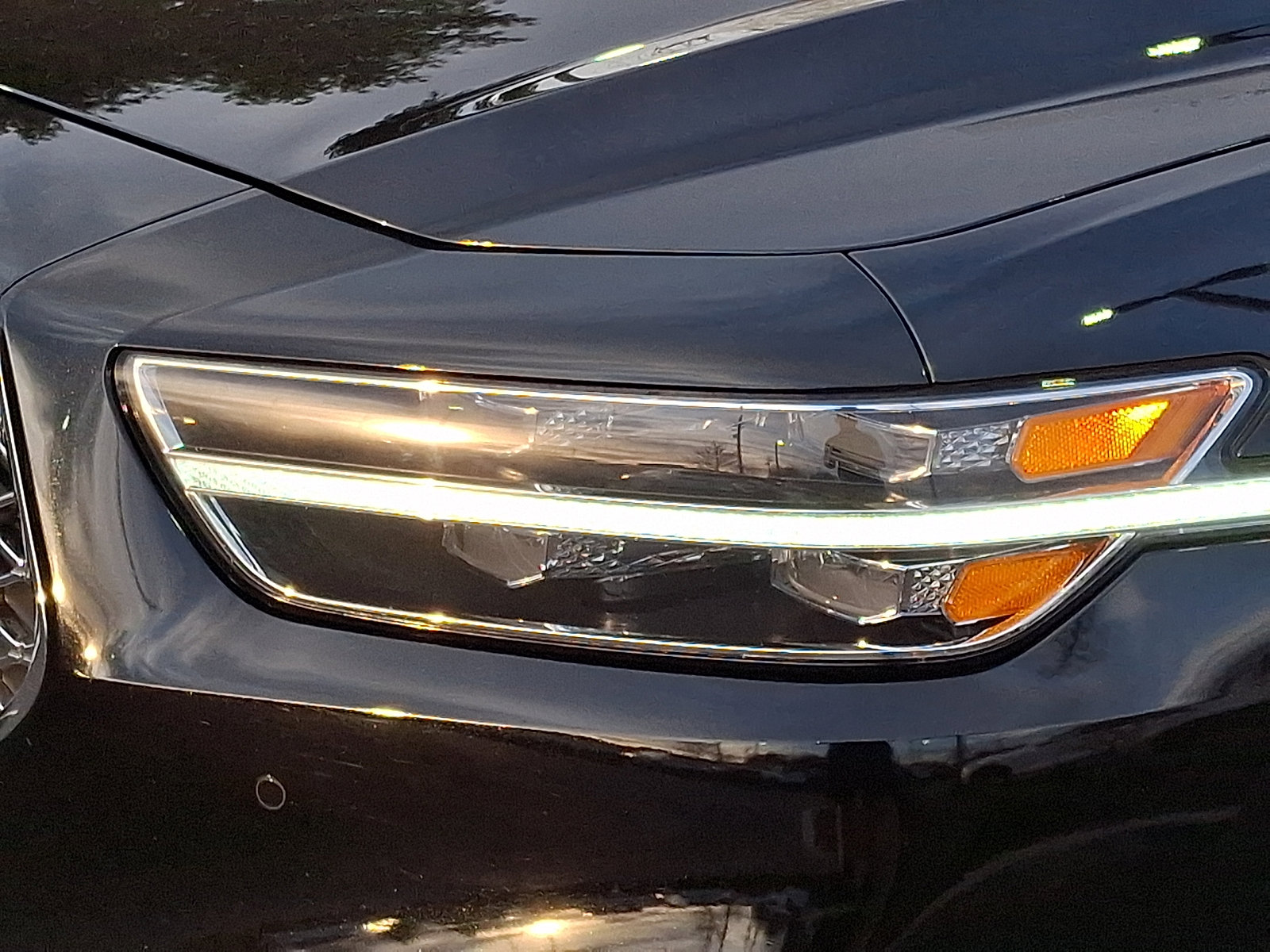 Used 2021 Genesis G90 5.0 Ultimate image 9