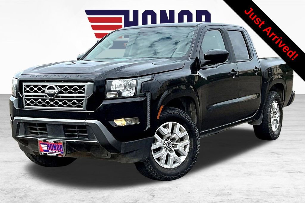 Used 2022 Nissan Frontier SV image 2