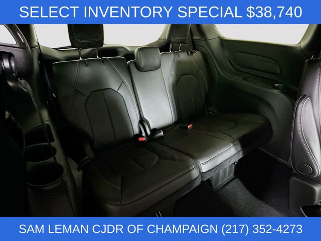New 2026 Chrysler Voyager LX FWD image 26
