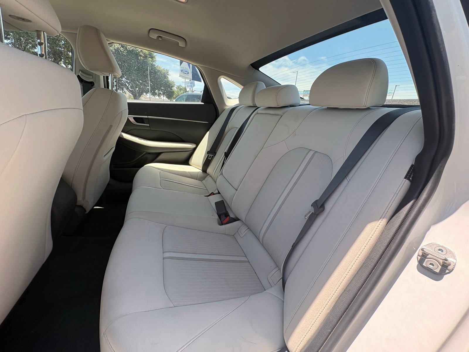 Used 2025 Hyundai Sonata SEL FWD image 11