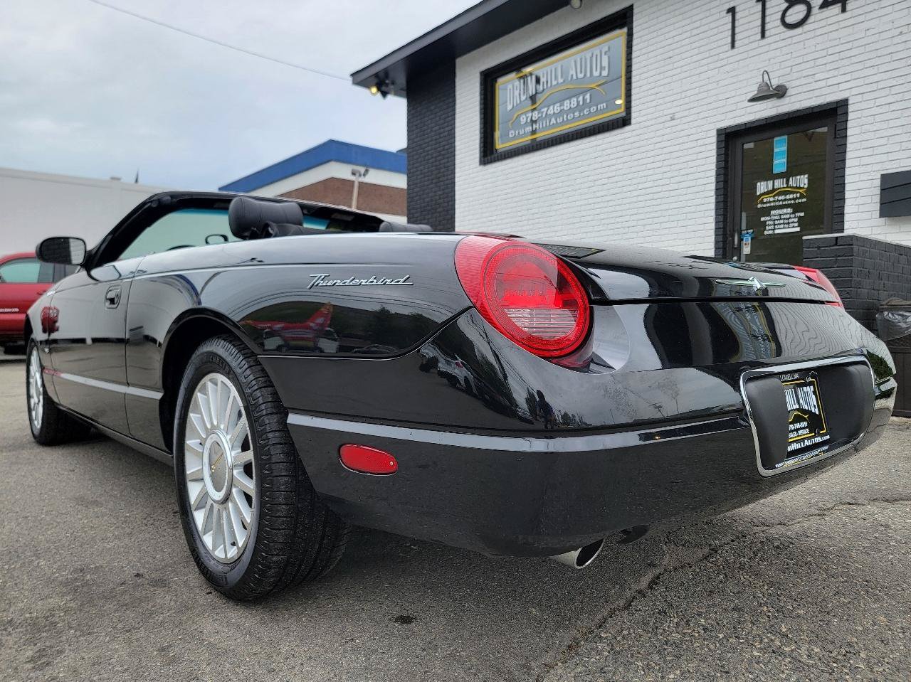 Used 2004 Ford Thunderbird RWD image 5