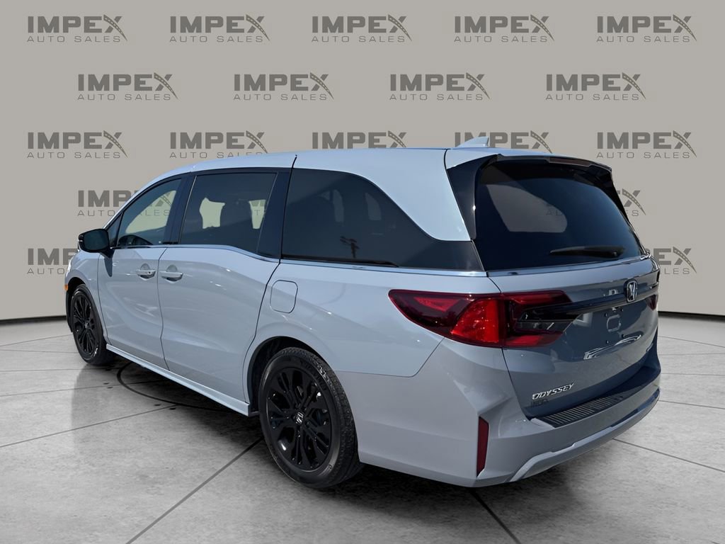 Used 2025 Honda Odyssey Sport-L image 3