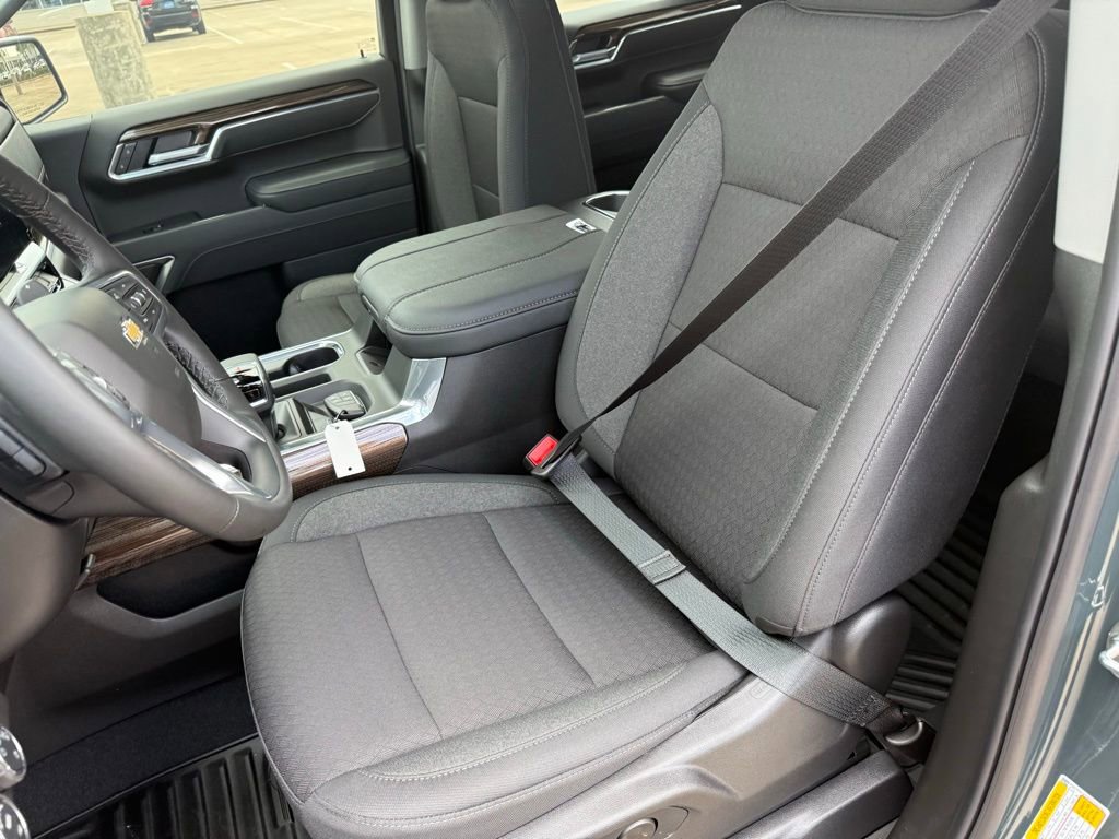 New 2026 Chevrolet Silverado 1500 LT image 25