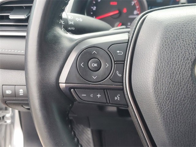 Used 2021 Toyota Camry XSE image 19