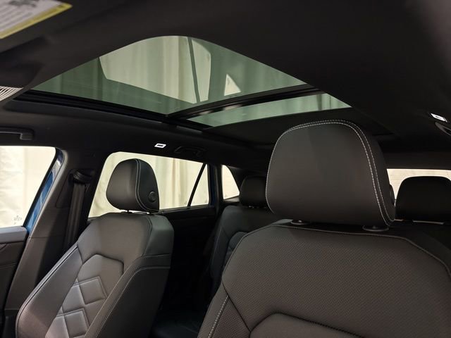 New 2025 Volkswagen Atlas Cross Sport SE image 25