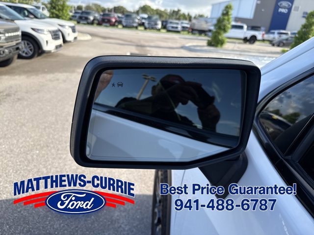 Used 2024 GMC Sierra 1500 AT4 w/ Technology Package AWD/4WD image 8