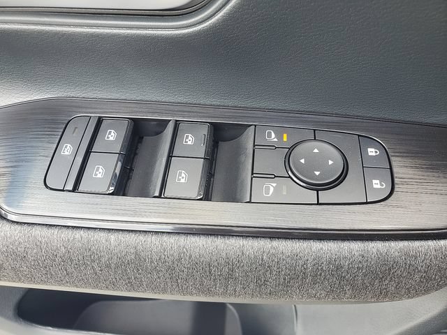 New 2026 Nissan Kicks SV w/ SV Premium Package AWD/4WD image 25