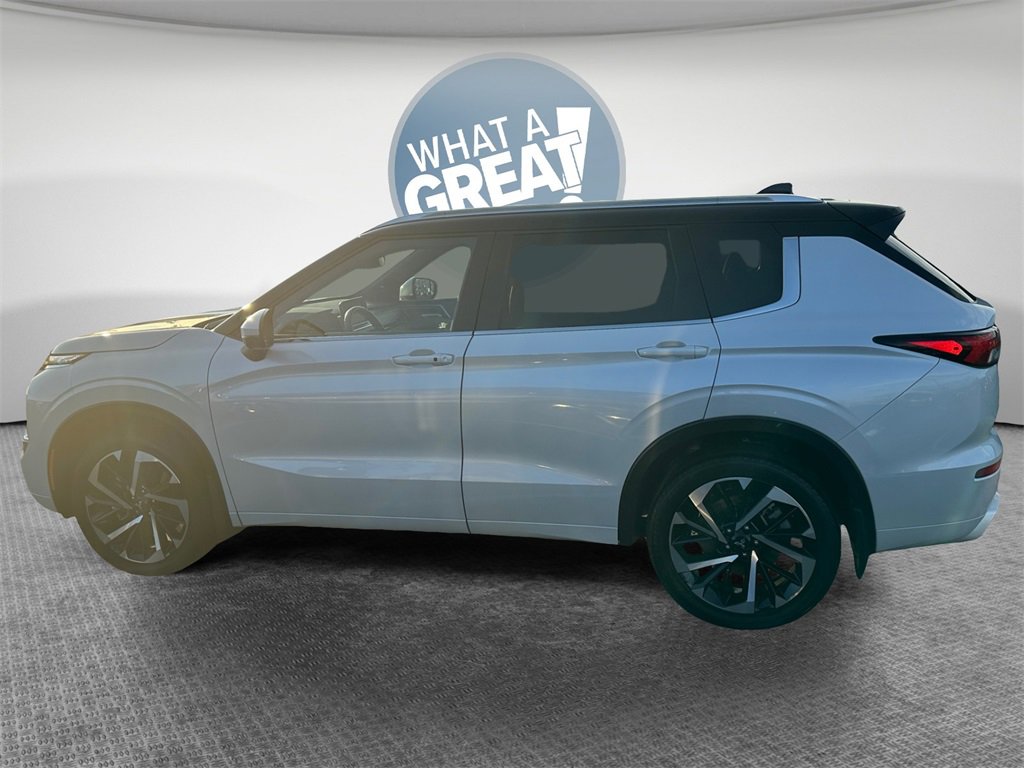 Used 2024 Mitsubishi Outlander SEL image 7