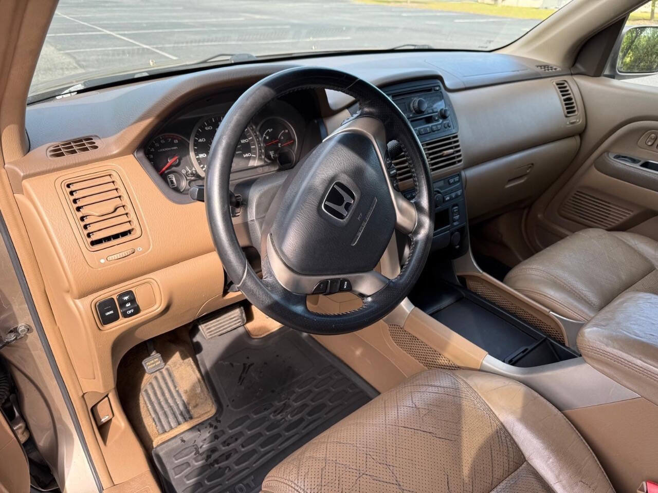 Used 2004 Honda Pilot EX image 10