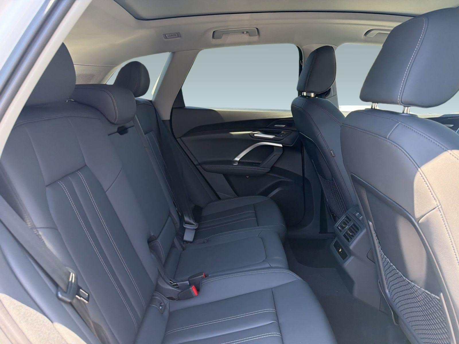 New 2026 Audi Q5 Premium w/ Premium Plus AWD/4WD image 24