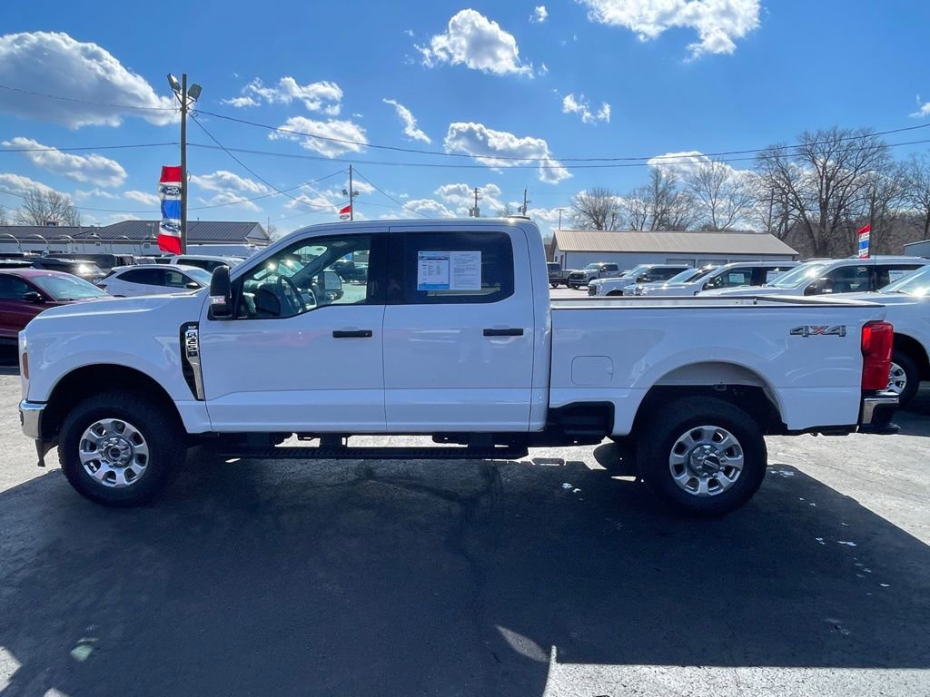 Used 2024 Ford F250 XLT AWD/4WD image 8