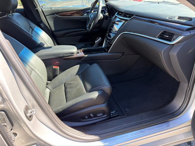 Used 2016 Cadillac XTS Luxury FWD image 13