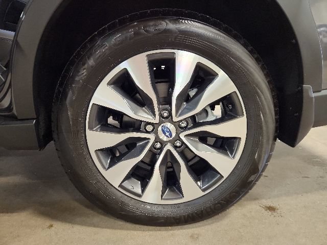 Used 2025 Subaru Outback Limited AWD/4WD image 26