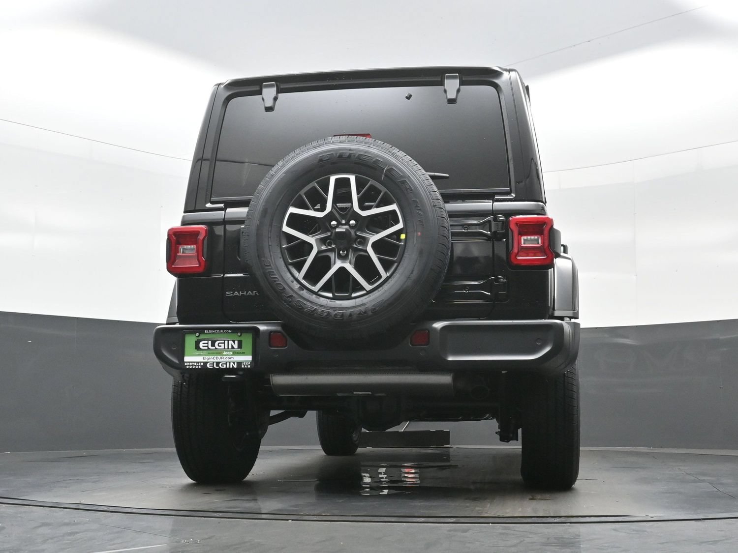 New 2027 Jeep Wrangler Unlimited Sahara AWD/4WD image 17