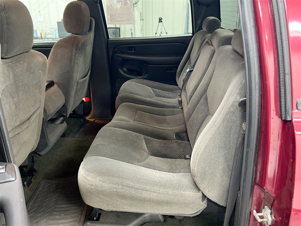 Used 2007 Chevrolet Silverado 1500 LT w/ Crew Cab Value Package image 20