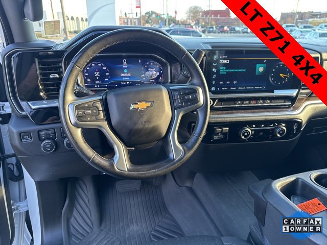 Used 2024 Chevrolet Silverado 2500 LT w/ Z71 Off-Road Package image 17