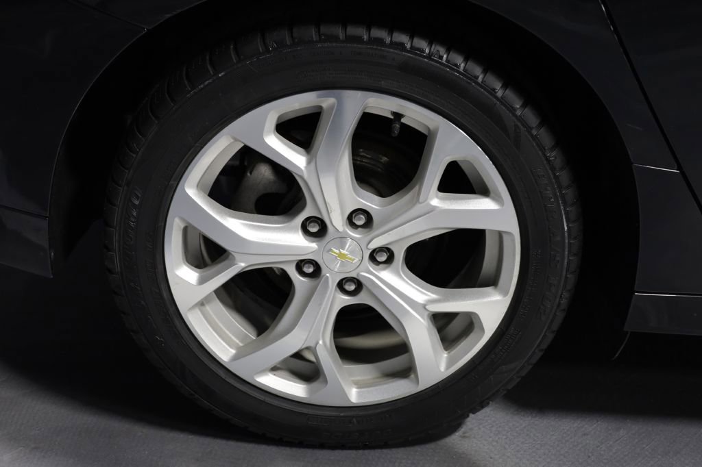 Used 2017 Chevrolet Volt Premier w/ Driver Confidence II Package image 34