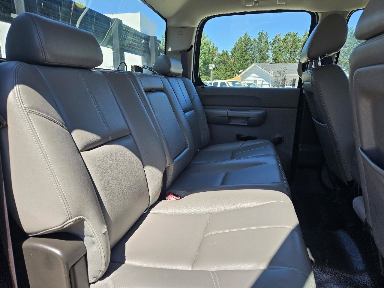 Used 2014 Chevrolet Silverado 3500 W/T w/ Skid Plate Package AWD/4WD image 46