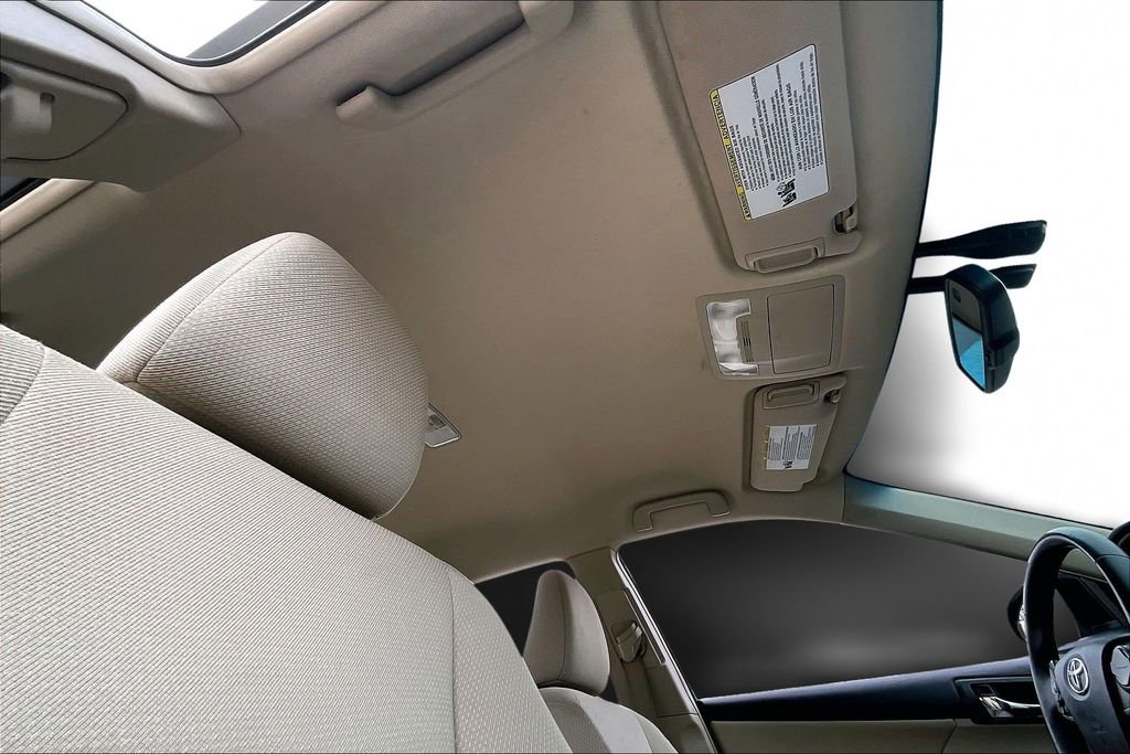 Used 2013 Toyota Camry XLE image 22