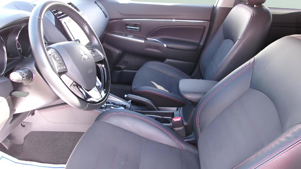 Used 2024 Mitsubishi Outlander Sport ES image 13