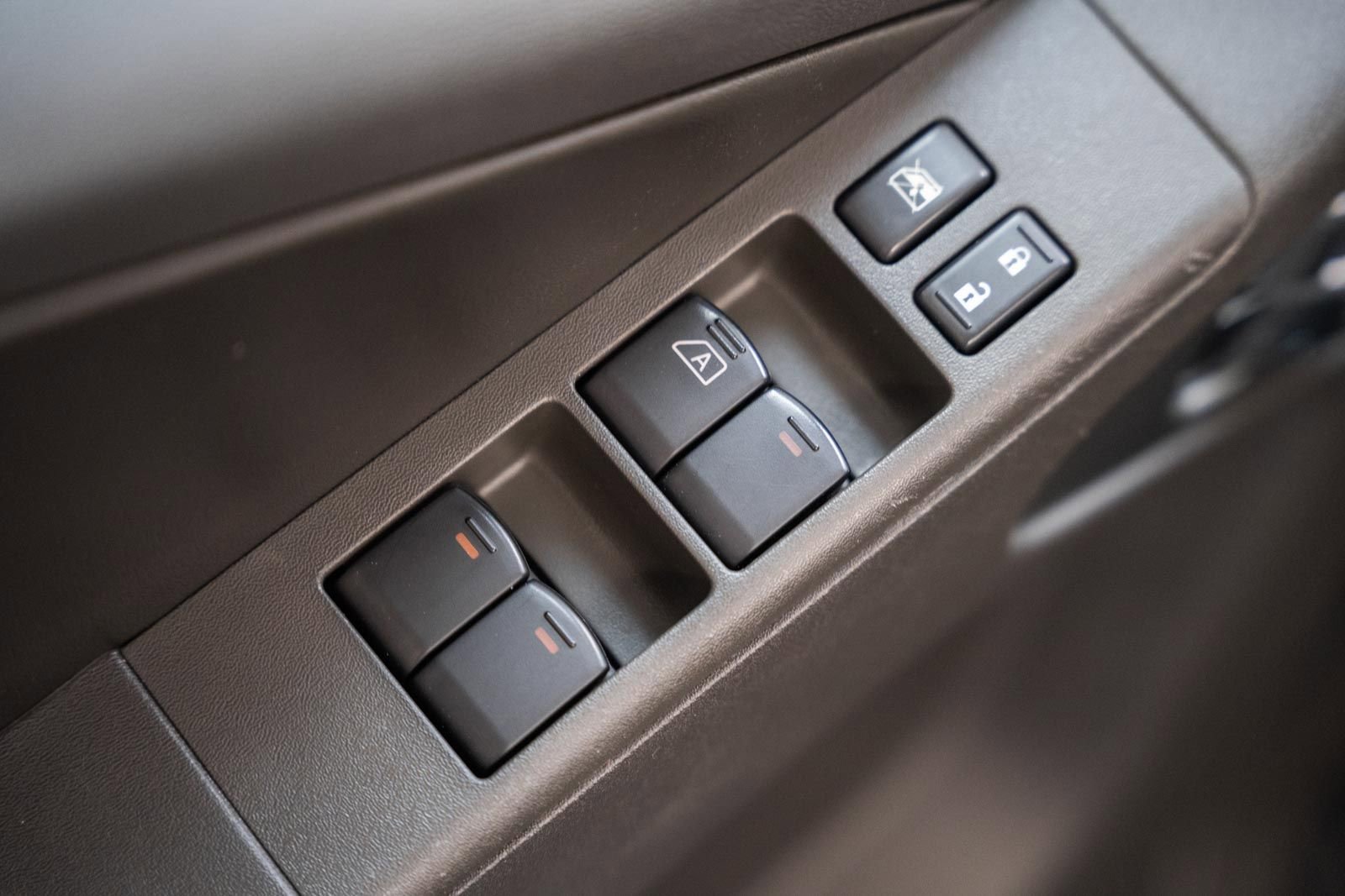 Used 2021 Nissan Frontier PRO-4X w/ Pro-4x Utility Package AWD/4WD image 46