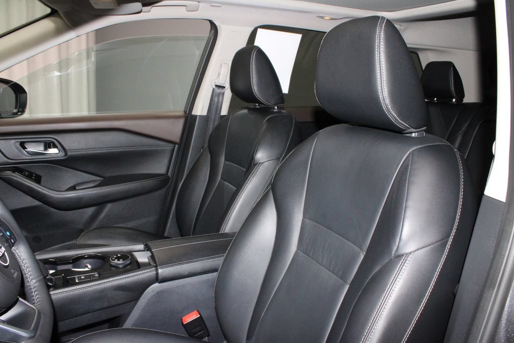 Used 2023 Nissan Rogue SL AWD/4WD image 25