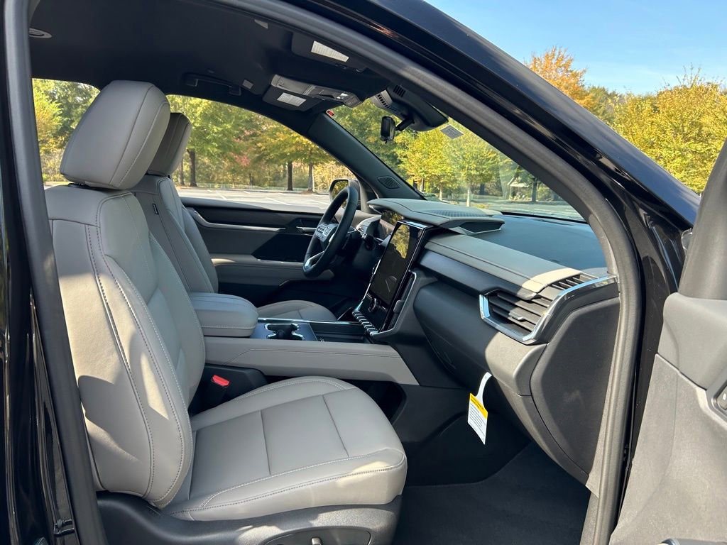 New 2026 GMC Acadia Elevation w/ Elevation Premium Package FWD image 49