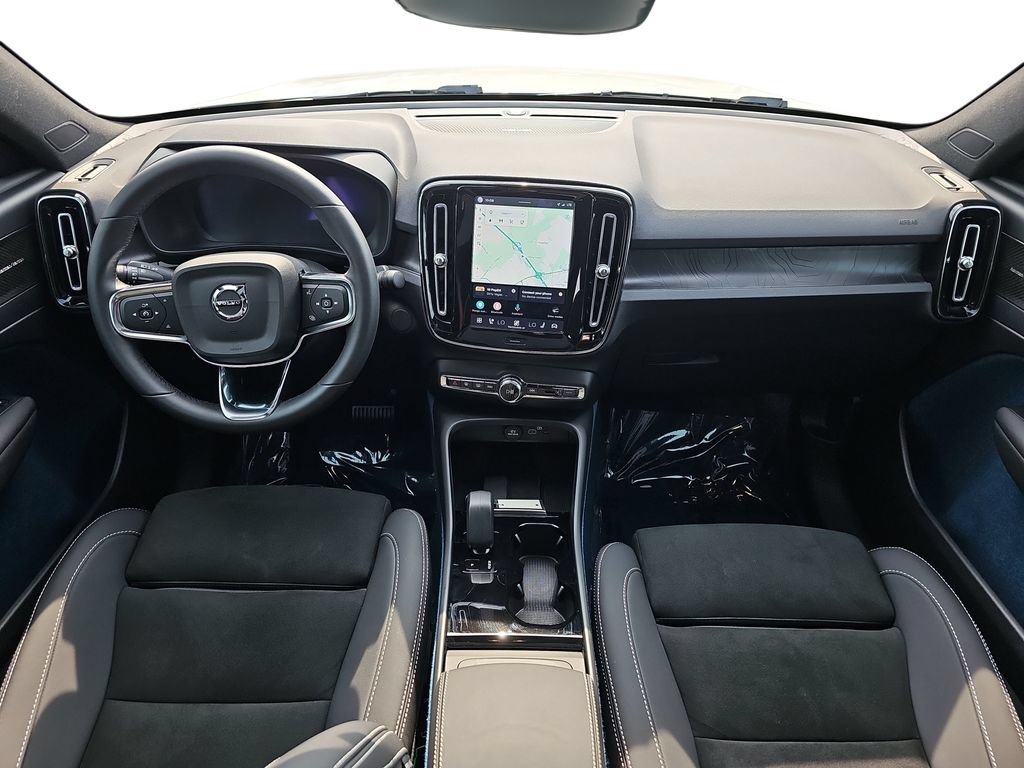 Used 2023 Volvo C40 P8 Recharge Ultimate w/ Protection Package Premier AWD/4WD image 13