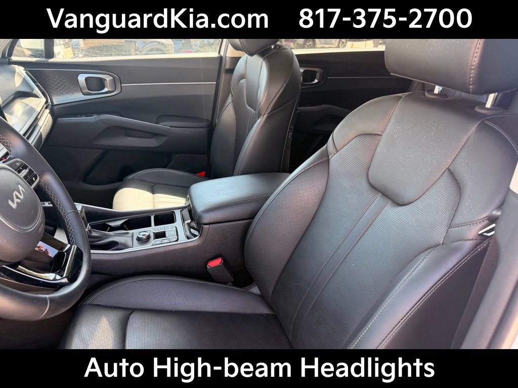 Certified 2025 Kia Sorento S w/ Panoramic Sunroof Package FWD image 13