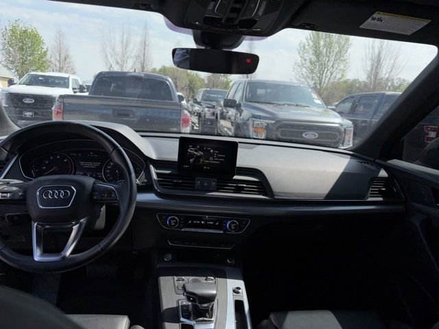 Used 2020 Audi Q5 2.0T Premium w/ Titanium Sport Package image 11