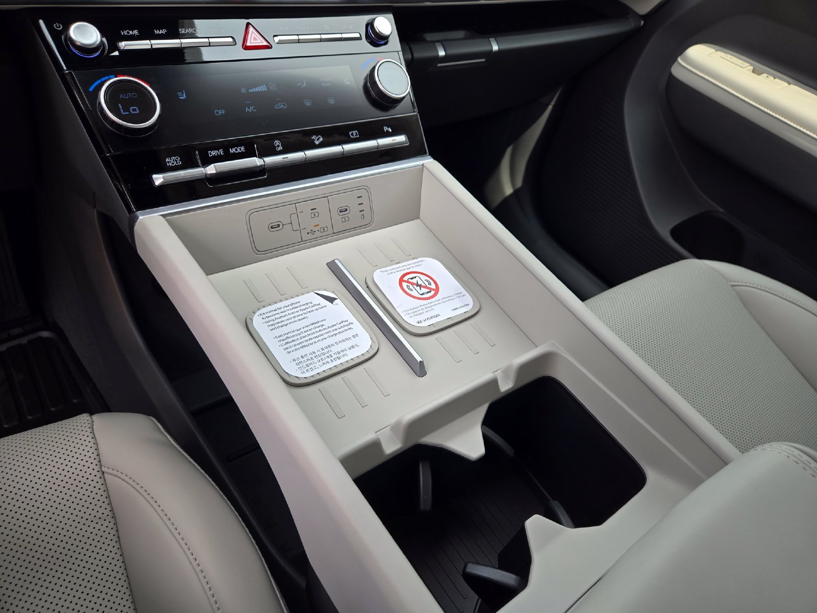 New 2027 Hyundai Santa Fe SEL FWD image 13