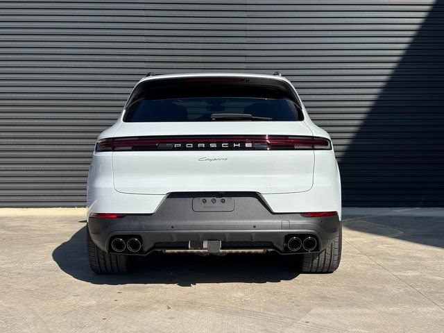 Used 2026 Porsche Cayenne AWD/4WD image 6