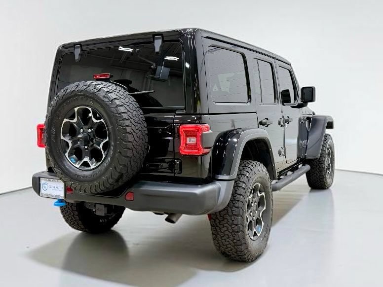Used 2023 Jeep Wrangler Unlimited Rubicon 4xe w/ Steel Bumper Group AWD/4WD image 18
