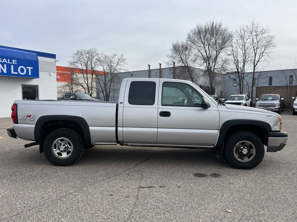 Used 2004 Chevrolet Silverado 1500 LS image 10