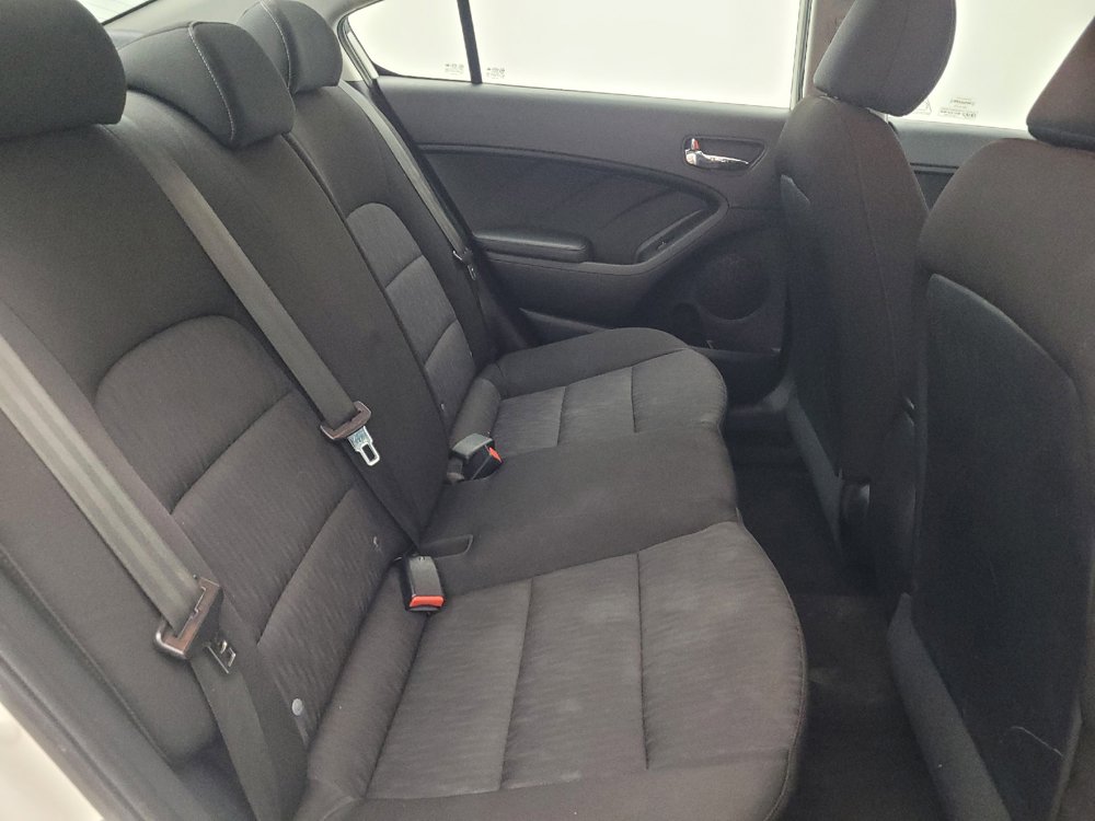 Used 2016 Kia Forte LX FWD image 19