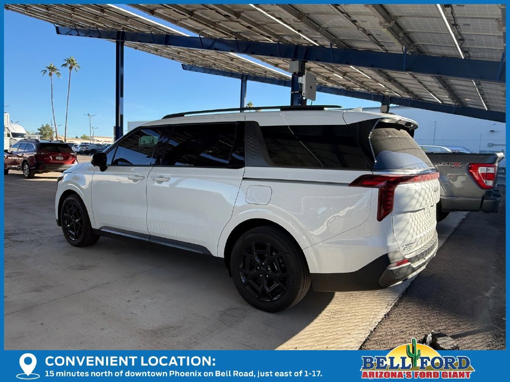 Used 2025 Kia Carnival SX Prestige FWD image 3