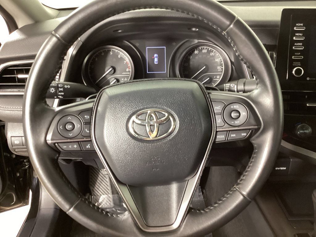 Used 2021 Toyota Camry SE FWD image 13