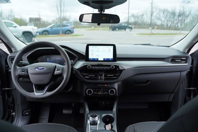 Used 2025 Ford Escape Active image 26
