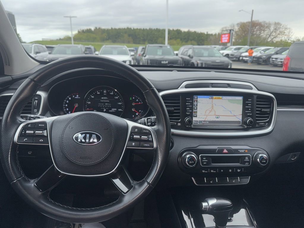 Used 2019 Kia Sorento SX AWD/4WD image 11