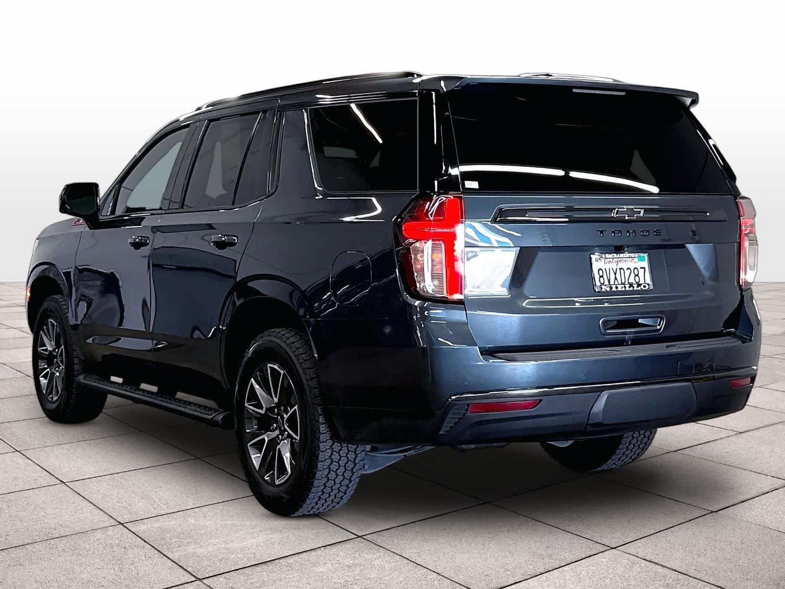 Used 2021 Chevrolet Tahoe Z71 w/ Luxury Package AWD/4WD image 13