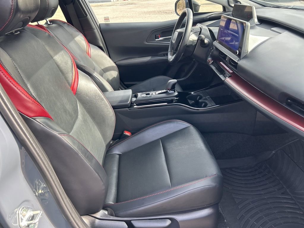 Used 2024 Toyota Prius Prime Premium image 21