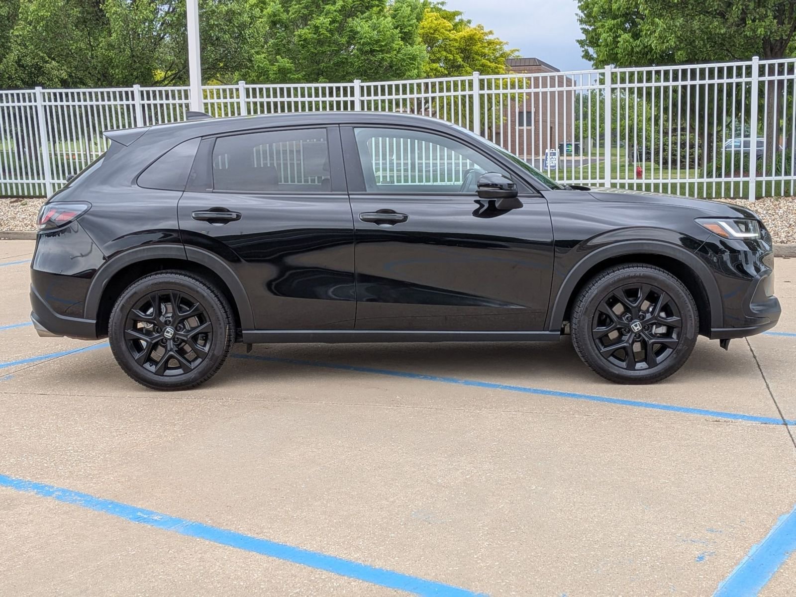 Certified 2023 Honda HR-V Sport image 6