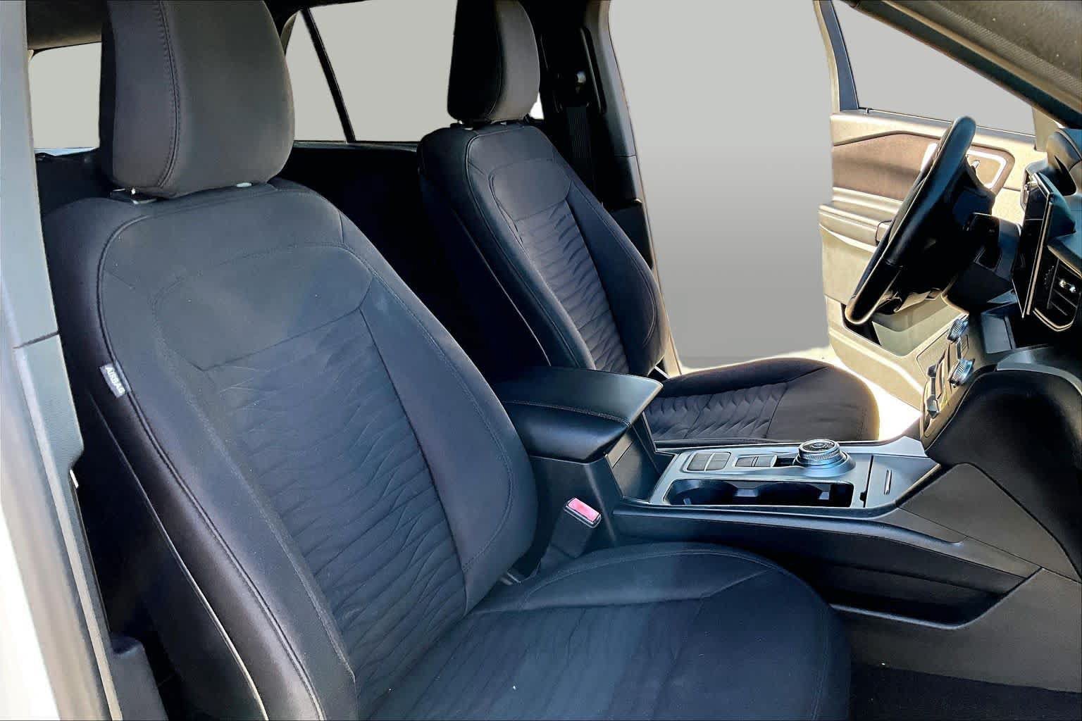 Certified 2020 Ford Explorer XLT RWD image 11