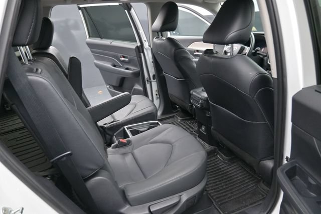 Used 2024 Toyota Grand Highlander FWD image 23
