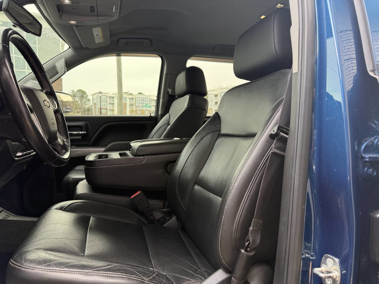Used 2018 Chevrolet Silverado 1500 LT w/ All Star Edition image 10