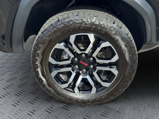 Certified 2025 GMC Canyon AT4 w/ Nightfall Edition image 28