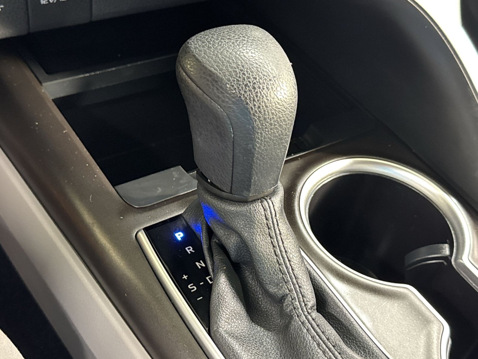 Used 2024 Toyota Camry LE FWD image 33