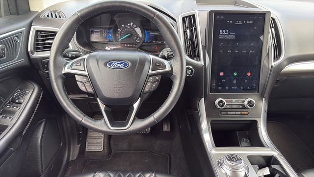 Used 2024 Ford Edge Titanium image 13