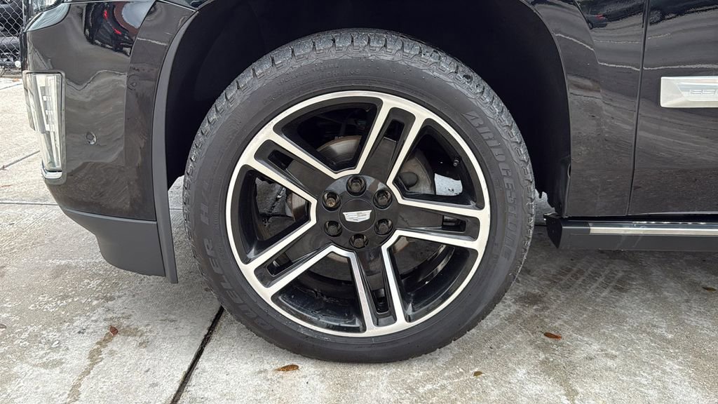 Used 2018 Cadillac Escalade ESV Platinum AWD/4WD image 19