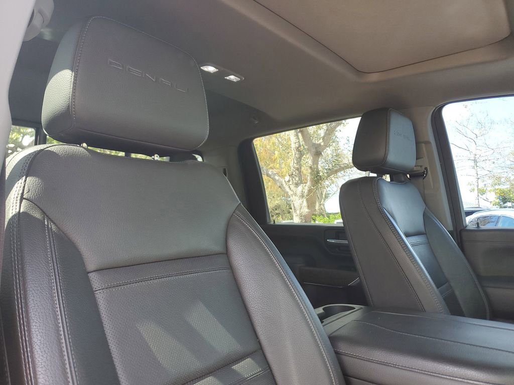 Certified 2023 GMC Sierra 2500 Denali w/ Denali Black Diamond Edition image 23